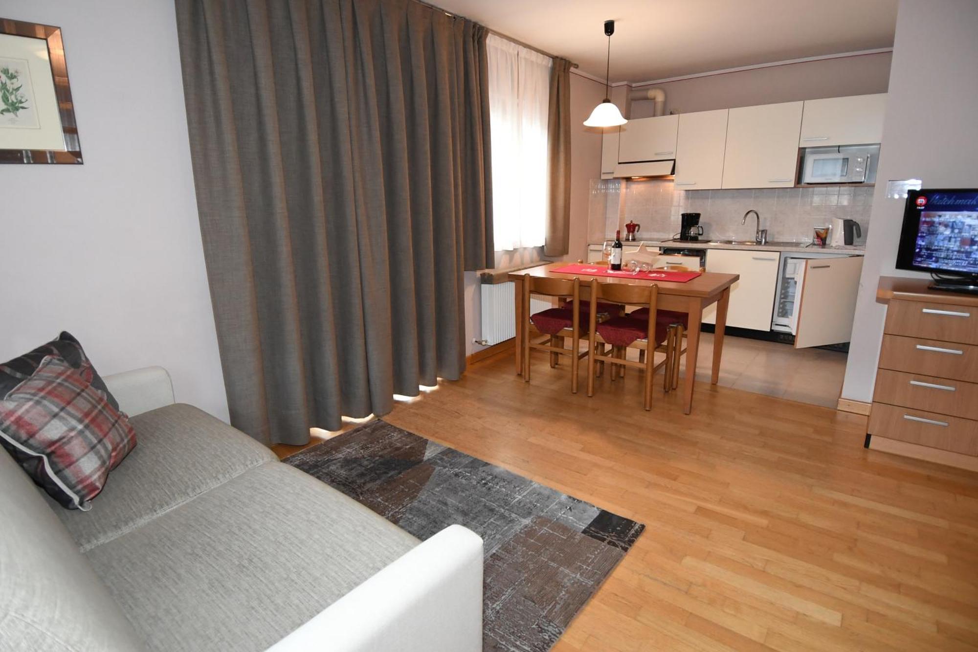 Casa Erica Apartments Лівіньо Екстер'єр фото