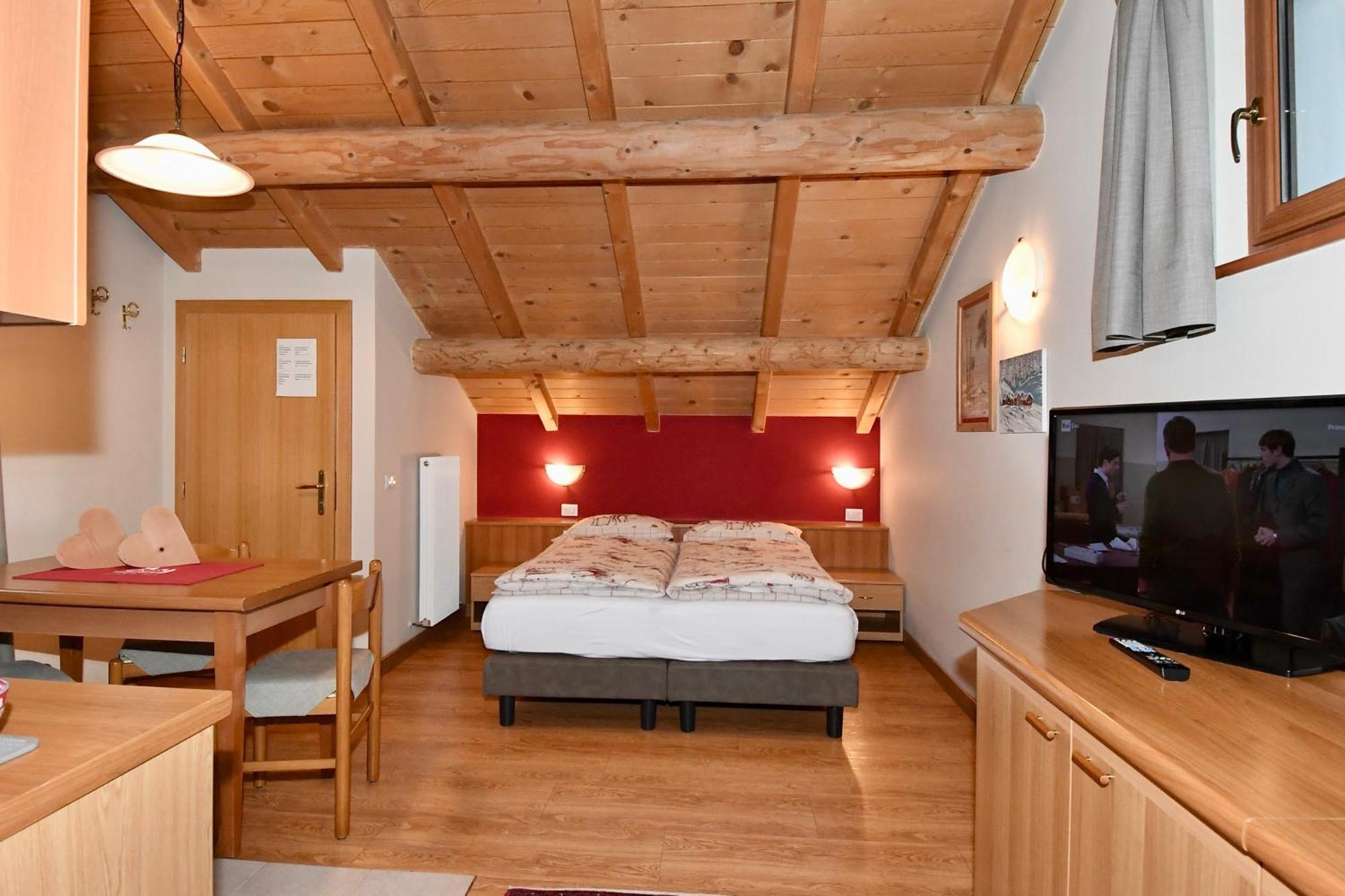 Casa Erica Apartments Лівіньо Екстер'єр фото